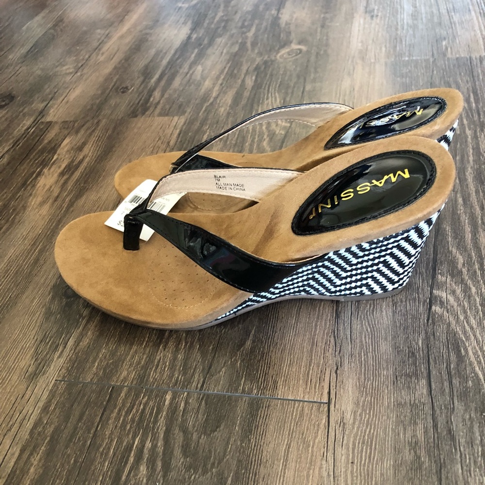 Massini black wedge sandals